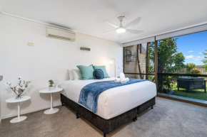Gentle Waves Retreat Villa, Surfers Paradise